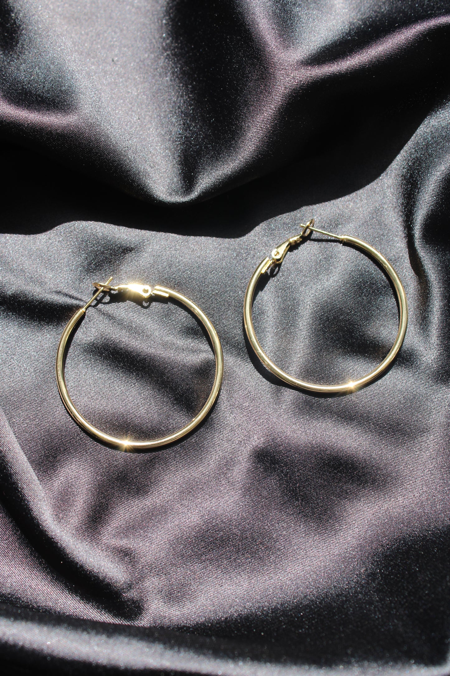 Classic Gold Medium Hoops