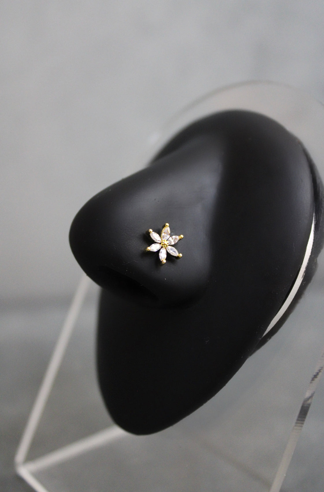 Flower Nose Ring (Gold)