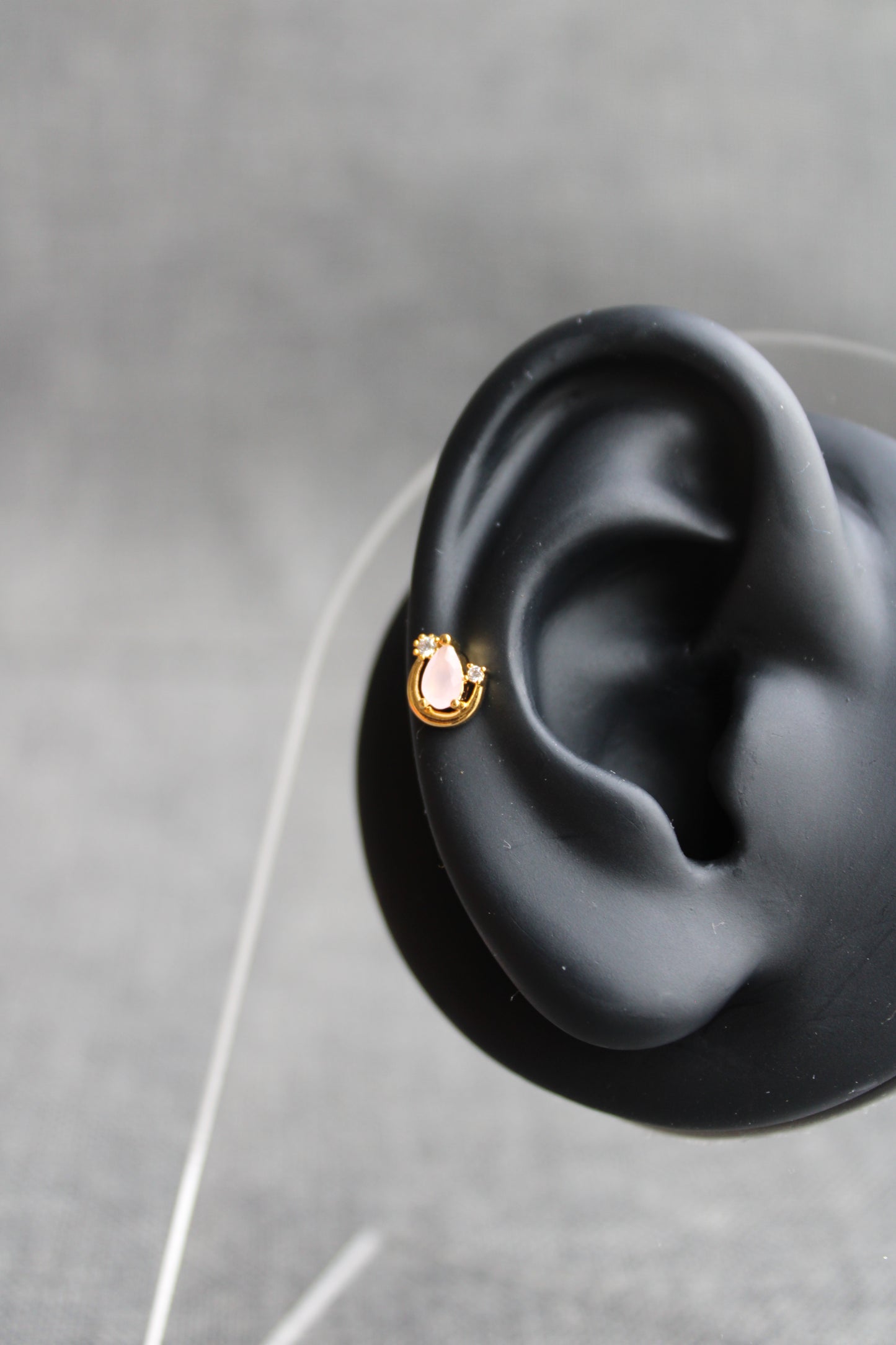 Pink Teardrop Cartilage Earring (Gold)