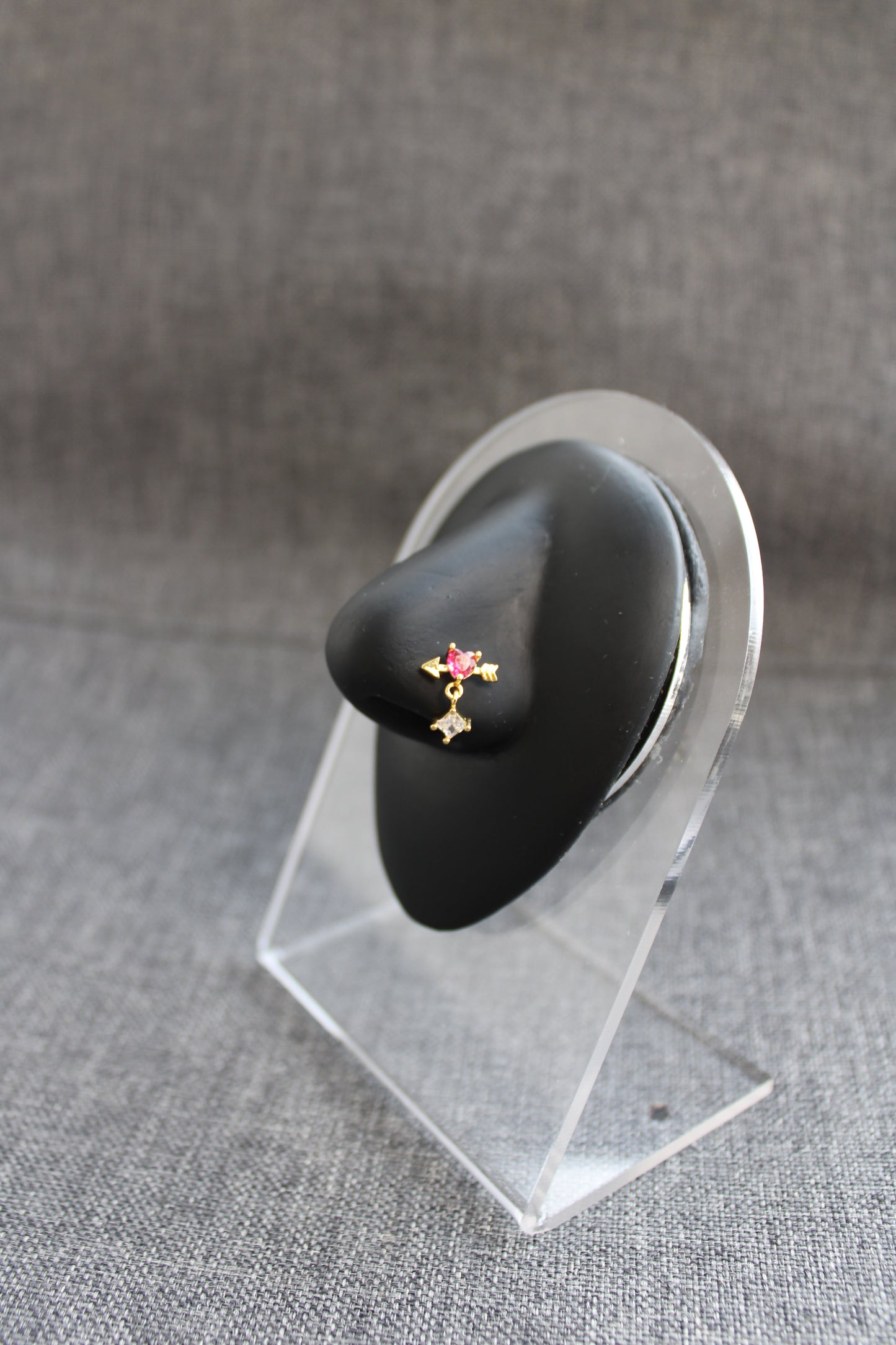 Heart Struck Nose Ring (Gold)