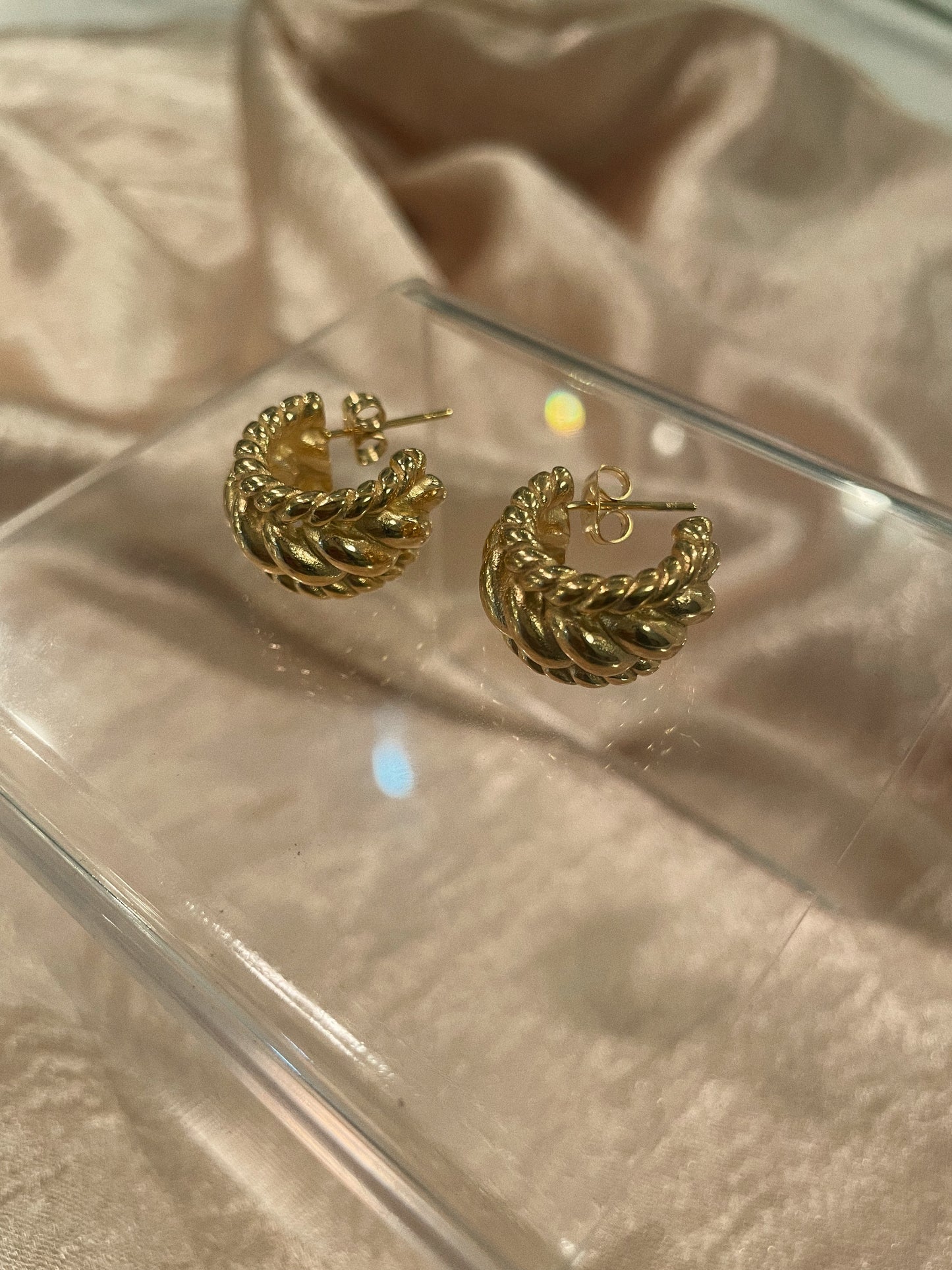 Gold Mini Hoops I