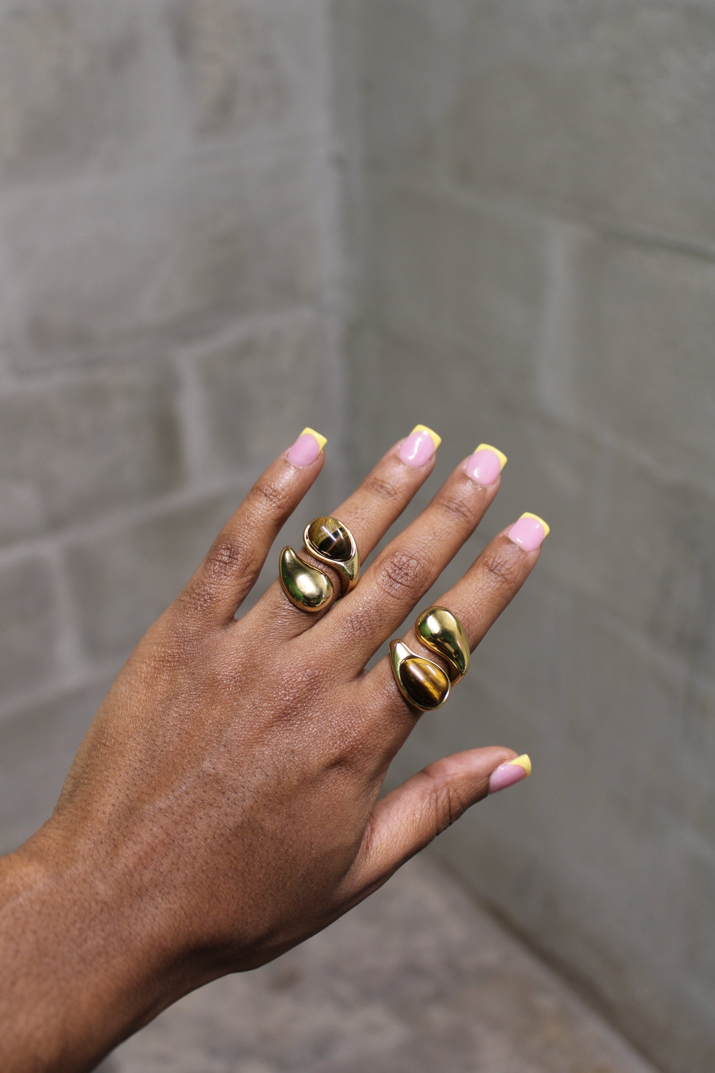 Brown Perla Ring