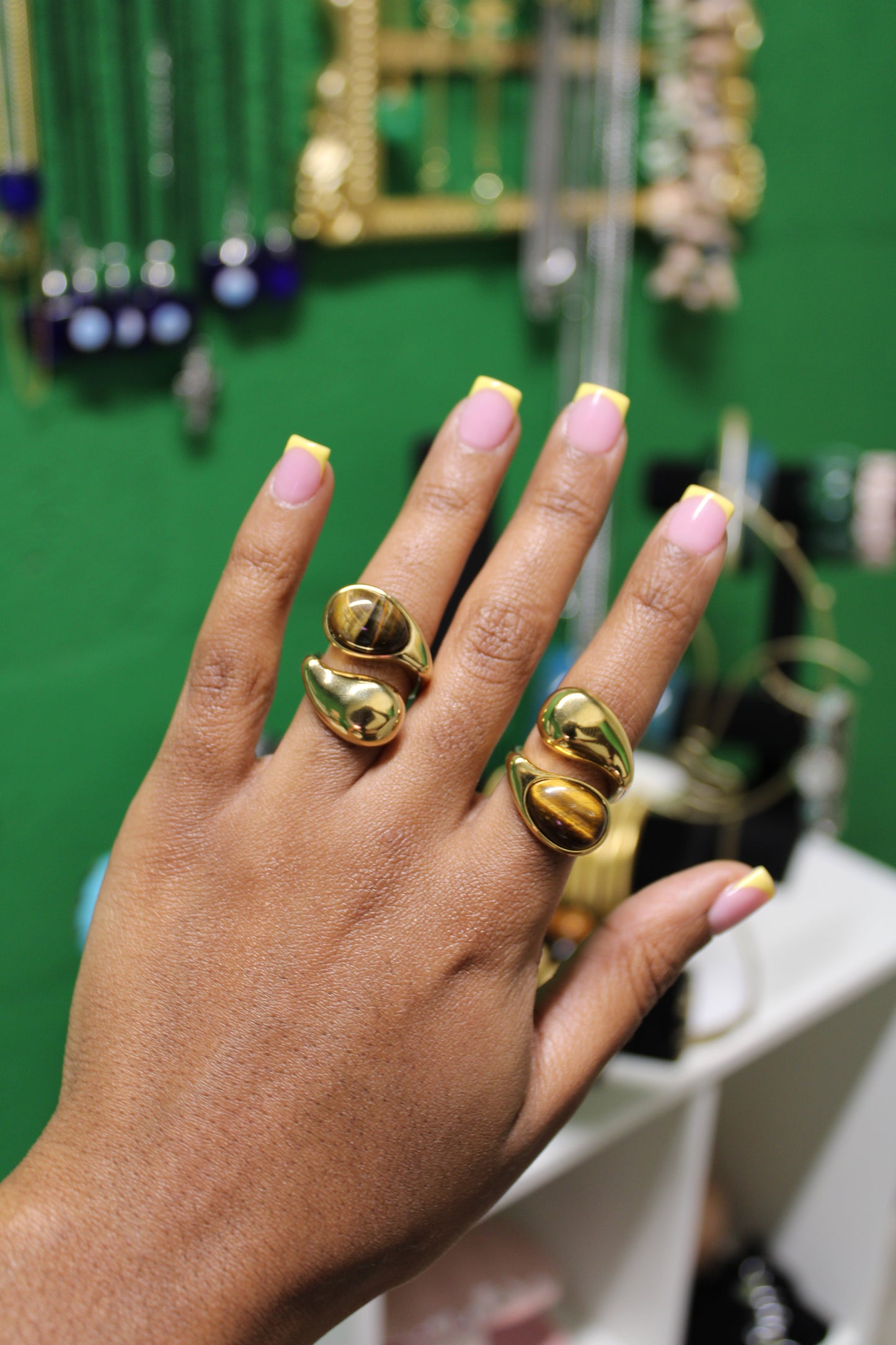 Brown Perla Ring