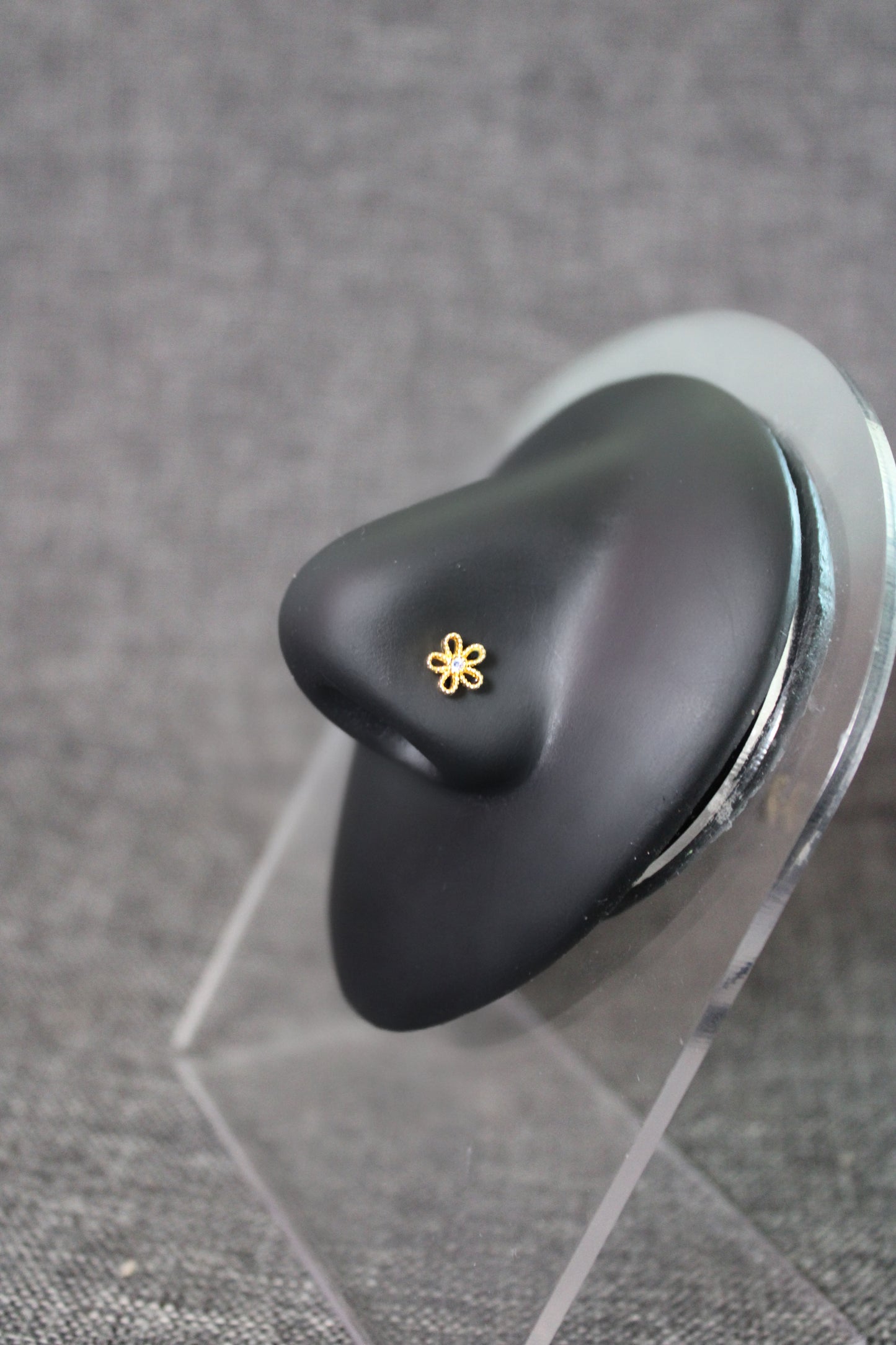 Cute Flower Nose Ring (Gold)