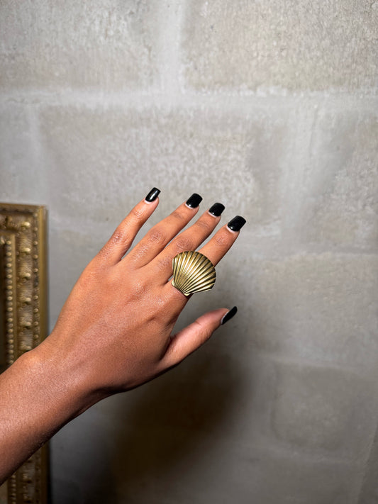 Gold Seashell Ring